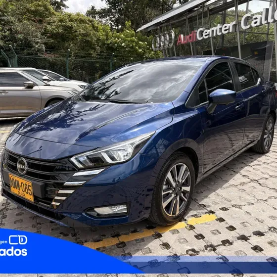 Nissan Versa 1.6 Advance Mt Sedan usado en Suba