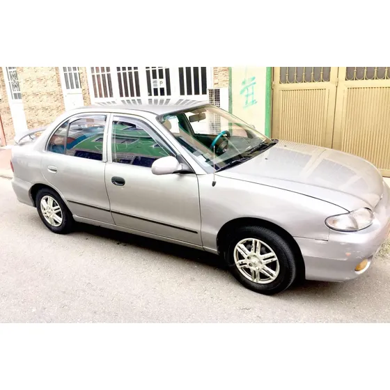 Hyundai Accent 1.5 Gls 5 P
