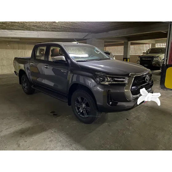 Toyota Hilux Automática 4x4