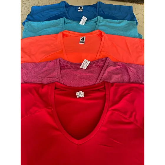 Franelas Roly Deportiva Damas Cuello En V Manga Corta. 