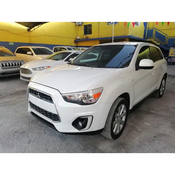 Mitsubishi Outlander 2.4 Se L4 At