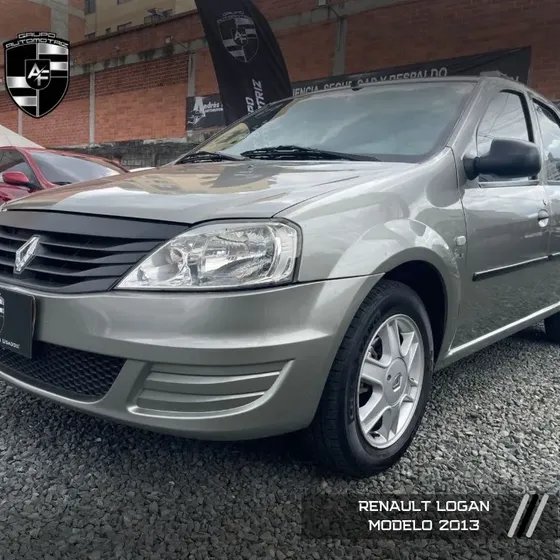 Renault Logan 2013 1.4 Entry Familier
