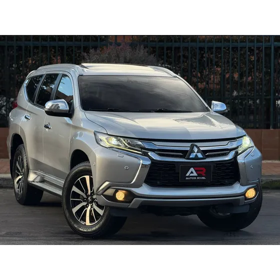 Mitsubishi Montero 2.5 215 Hp