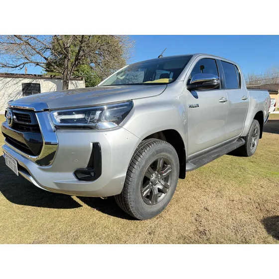 Toyota Hilux Pick-up 2.8 Cd Srv 177cv 4x2