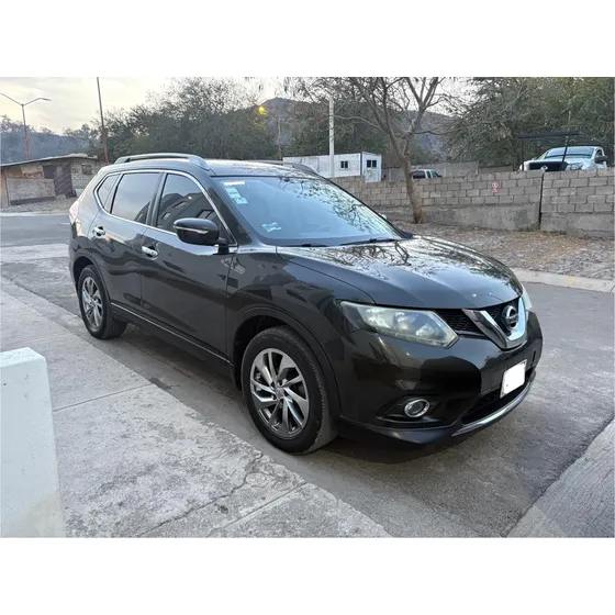 Nissan X-trail 2.5 Advance 2 Row Mt