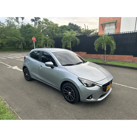 Mazda 2 1.5 Touring