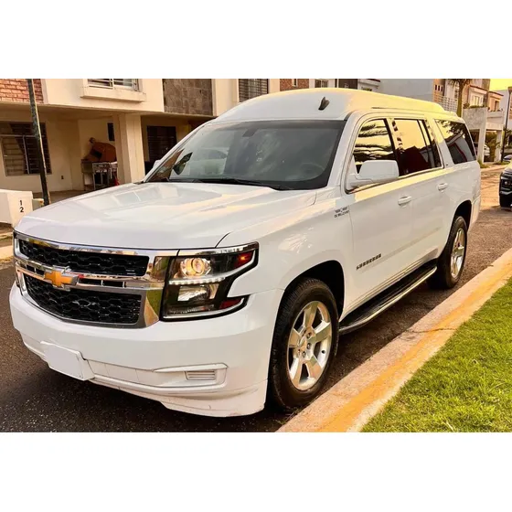 Chevrolet Suburban 5.3 Ltz V8 4wd 2da Cubo At