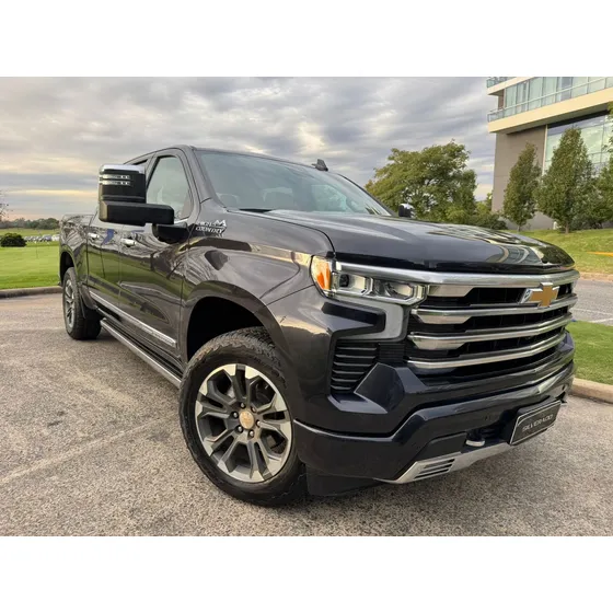 Chevrolet Silverado 5.3 V8 High Country