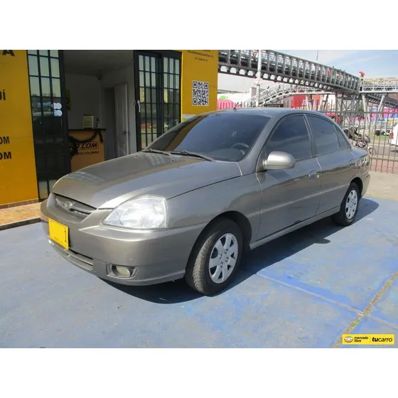 Kia Rio Stylus Ls 1500cc Mt Aa