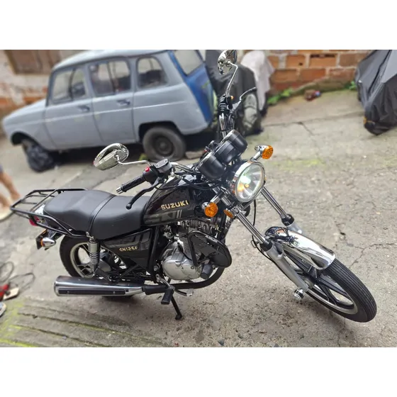 Vendo Gn125f -2024 En Excelentes Condiciones Con Gps