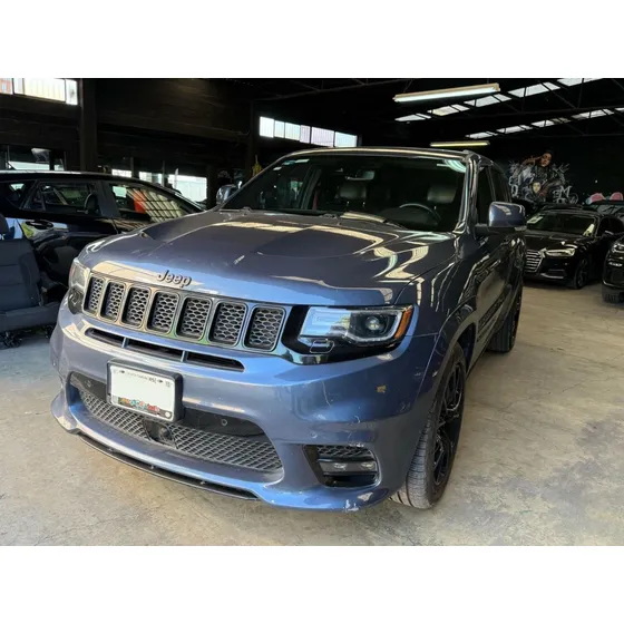Jeep Grand Cherokee 6.4 Srt-8 At