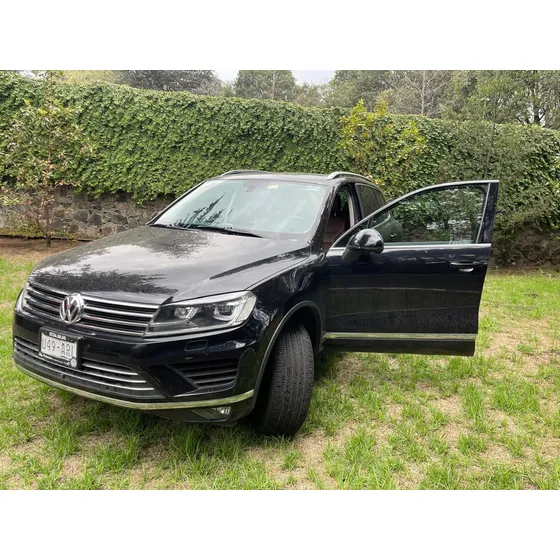 Volkswagen Touareg 4.2 V8 Fsi At
