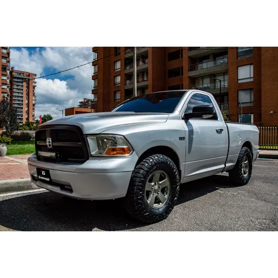 Dodge Ram 2013 5.7 1500 Slt 4x2