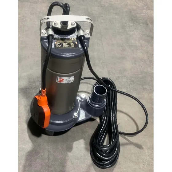 Bomba Sumergible 1,5hp Marca Leo Con Cuchilla
