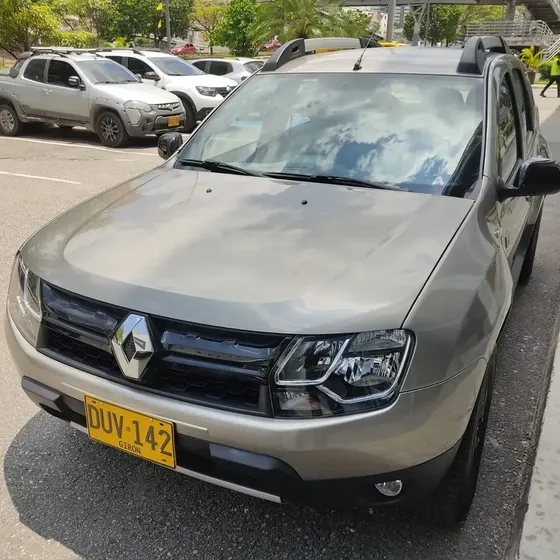 Renault Duster Dinamike 4x4 Motor 2.0 Mecánica usado en Fontibón