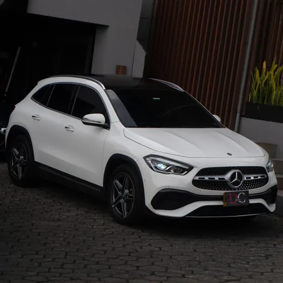 Mercedes-Benz Clase Cla 2023 1.3 Cla 180 Amg Line At