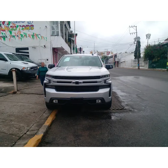Chevrolet Cheyenne 5.4 2500 Doble Cab Lt Z71 4x4 At