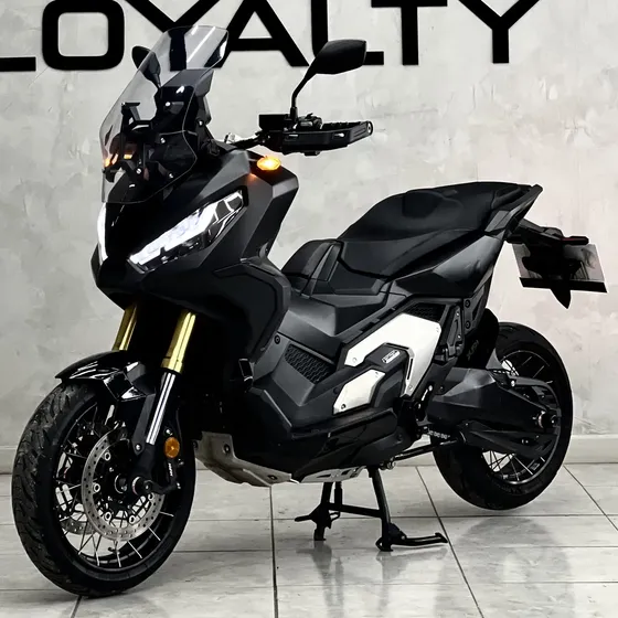 Honda X-adv 750 2024