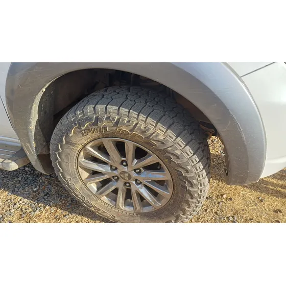 Mitsubishi L200 2.4 Dakar At Hp