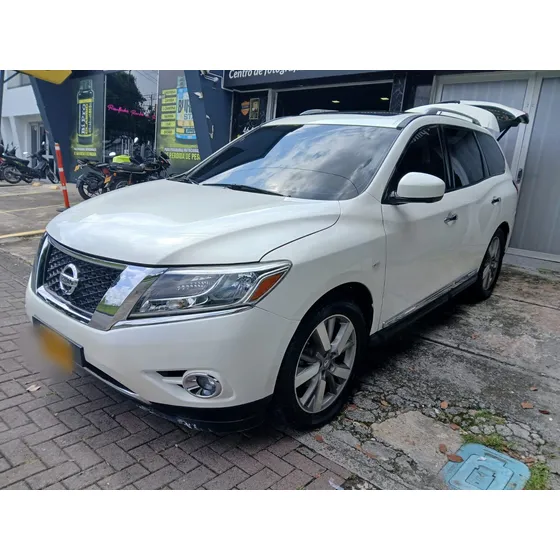 Nissan Pathfinder 3.5 R52 Exclusive