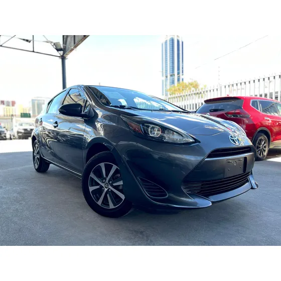 Toyota Prius 1.5 Prius C At