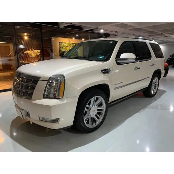 Cadillac Escalade 6.2 Paq P Plinum 4x4 At