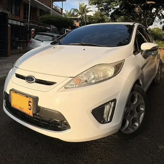 Ford Fiesta 2012 1.6 Hatchback Mecánica