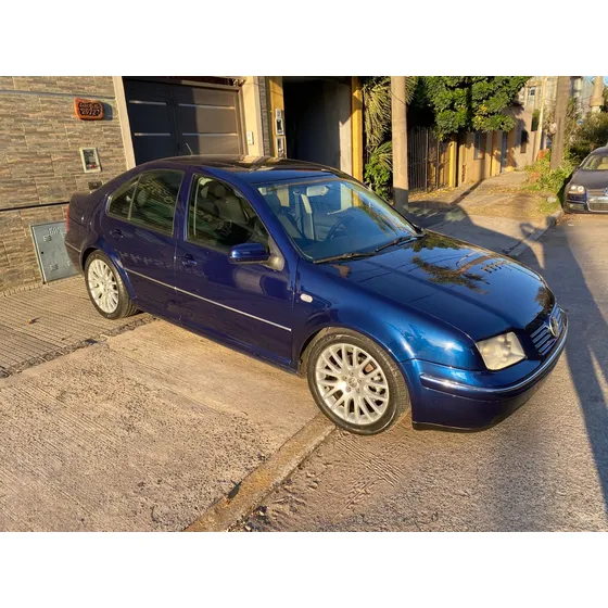 Volkswagen Bora 1.8 T Highline