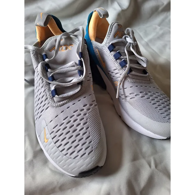 Zapatos Deportivos Dama Nike Talla 37.5 Usado