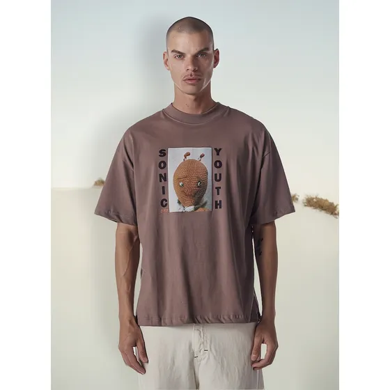 Remera Hombre Manga Corta Con Estampa Boxy Fit Midway