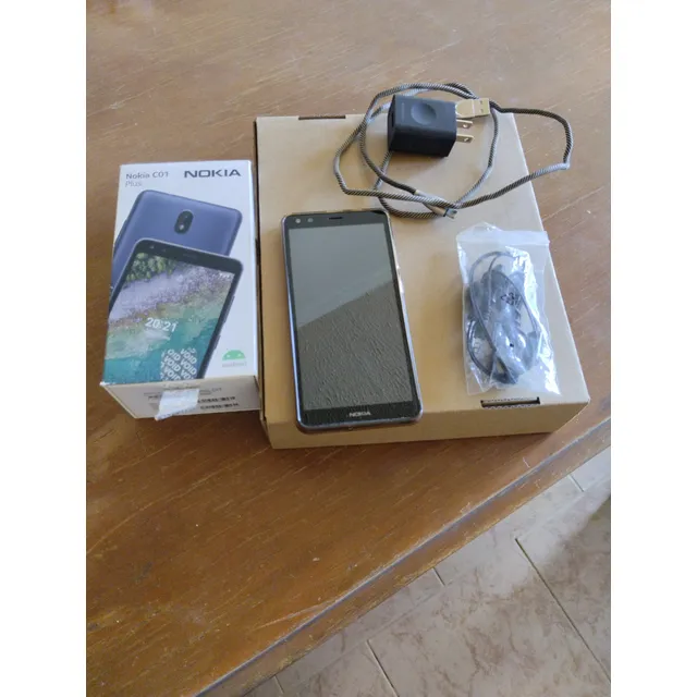 Nokia C01 Plus Con Cargador, Audífono, Caja Y Factura