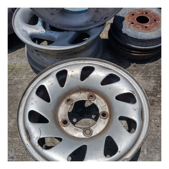 Rin 15  Geo Tracker Suzuki Sidekick 89/98 *detalle