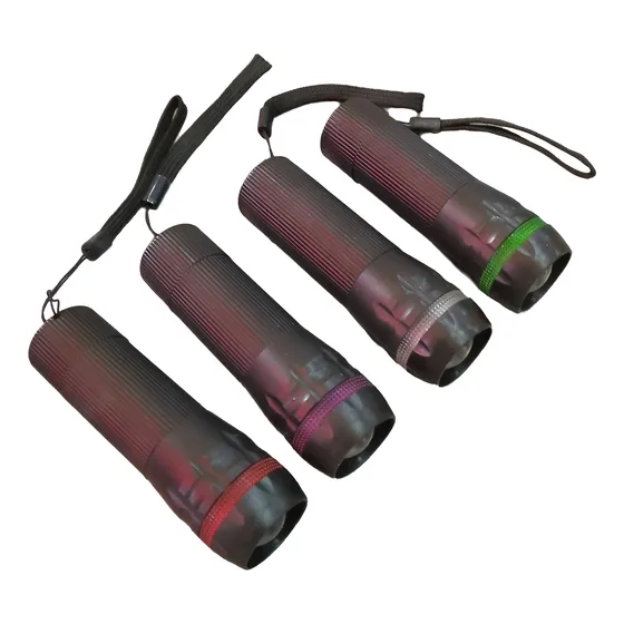 Linterna Led Plastica Portatil Pequeña Chica