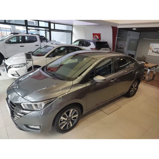 Nissan Versa 1.6 Advance At