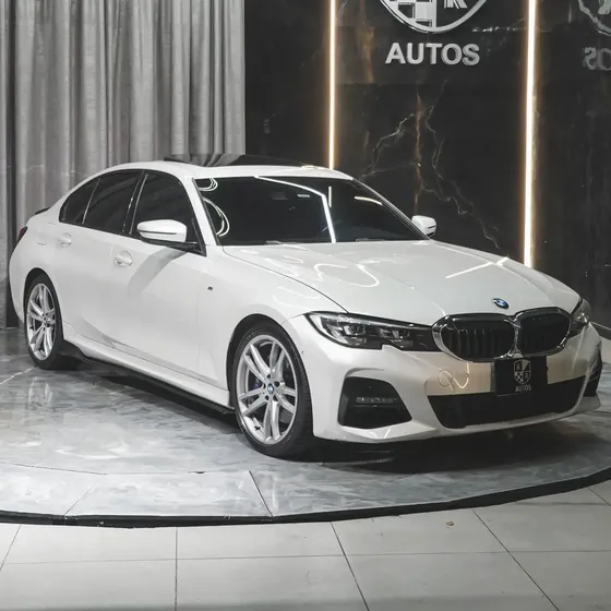 BMW 330i 2020 2.0