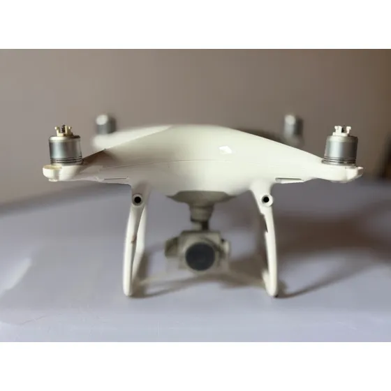 Quadricóptero Selado Dji Phantom 4