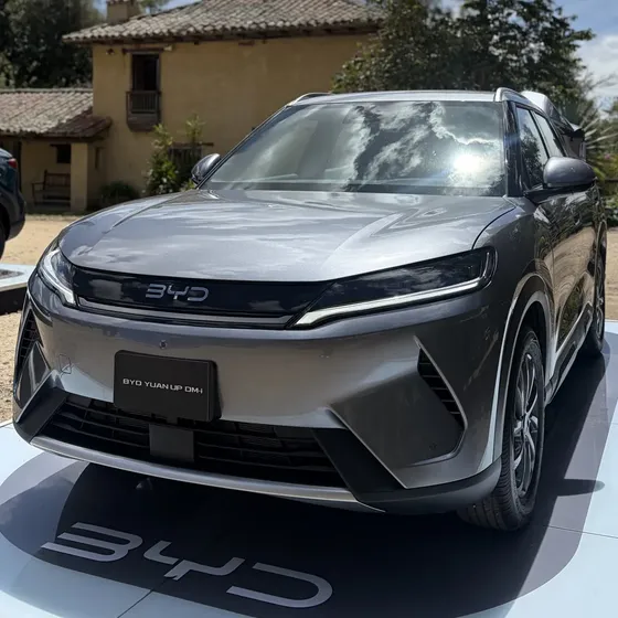 BYD Yuan 2027 Dmi Híbrida Enchufable