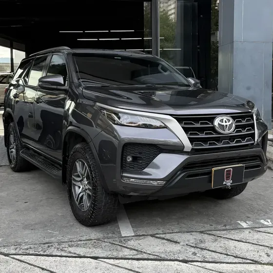 Toyota Fortuner 2021 2.4 Street At 7as