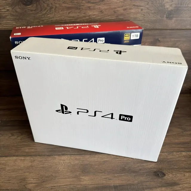 Sony Playstation 4 Pro Limited  Edition Marvel Spider Man