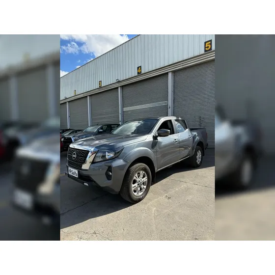Nissan Navara 2.3d Xe Diesel 4x2 Dob.cab. Mt 4p