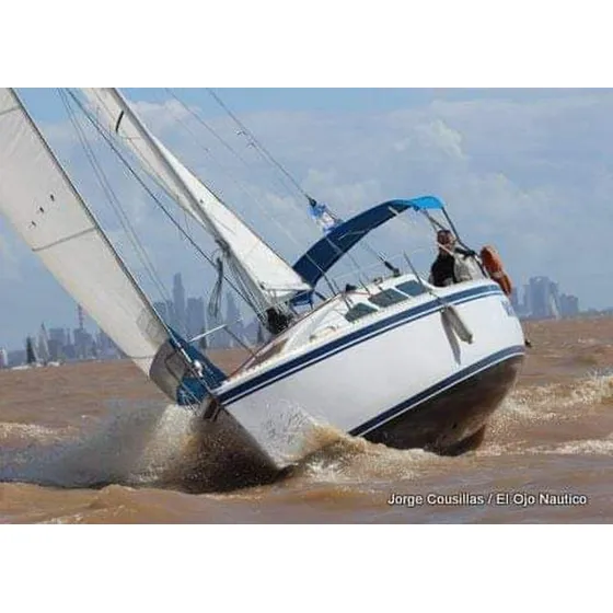 Velero H26 - Yamaha 15 Hp - Pintura Completa 2019