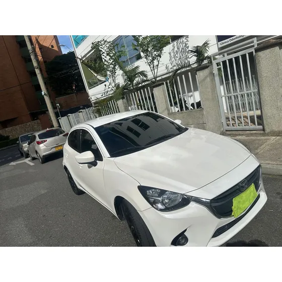 Mazda 2 Sport Skyactive