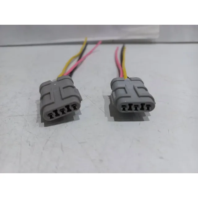 Conector 3 Pines Bobina Hyundai Accent Dodge Brisa 1.3l 1.5l