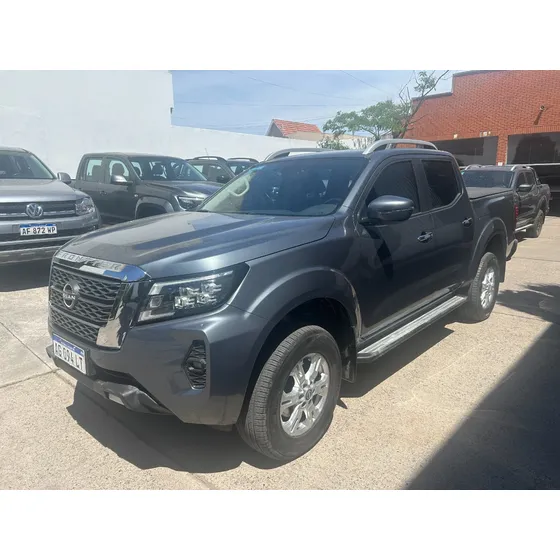 Nissan Frontier 2.3 Xe Cd 4x4 Mt