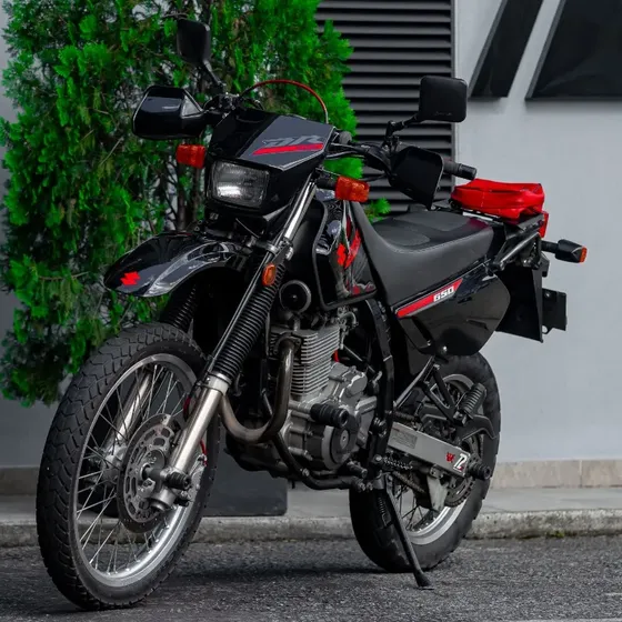 Suzuki Dr 650 2020