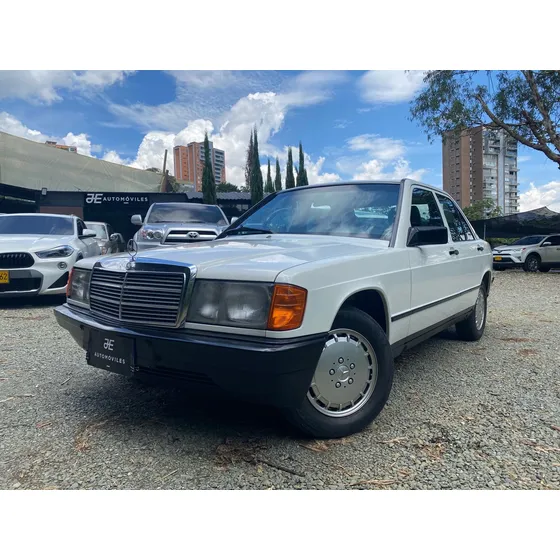 Mercedes Benz E190