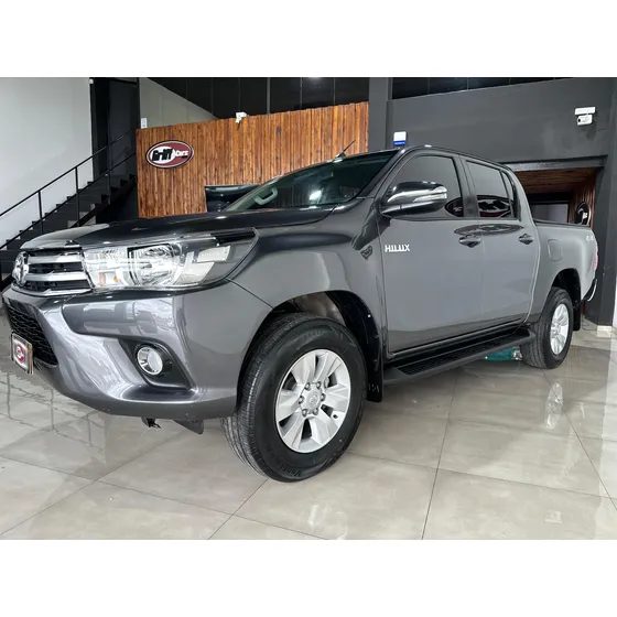 Toyota Hilux Pick-up 2.8 Cd Srv 177cv 4x4