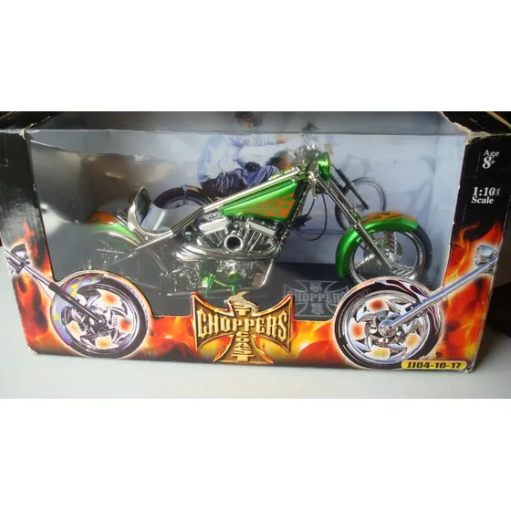 Moto De Colección West Coast Choppers, Escala 1:10. Grande. 