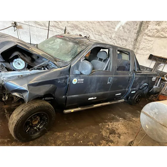 F 100 Xlt 3.9 D 4x4  Doble Cabina Chocado Mecanica Sana