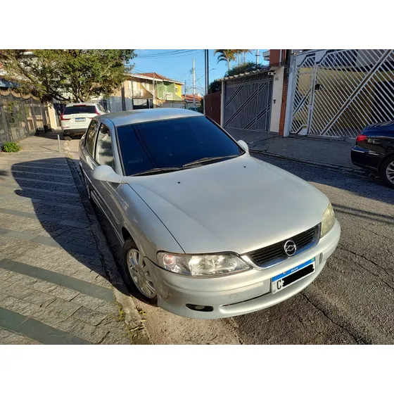 Chevrolet Vectra 2.2 16v Gls 4p